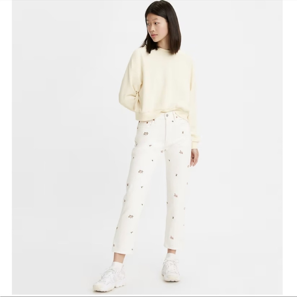 NWT Levi’s 501 Floral White Jeans